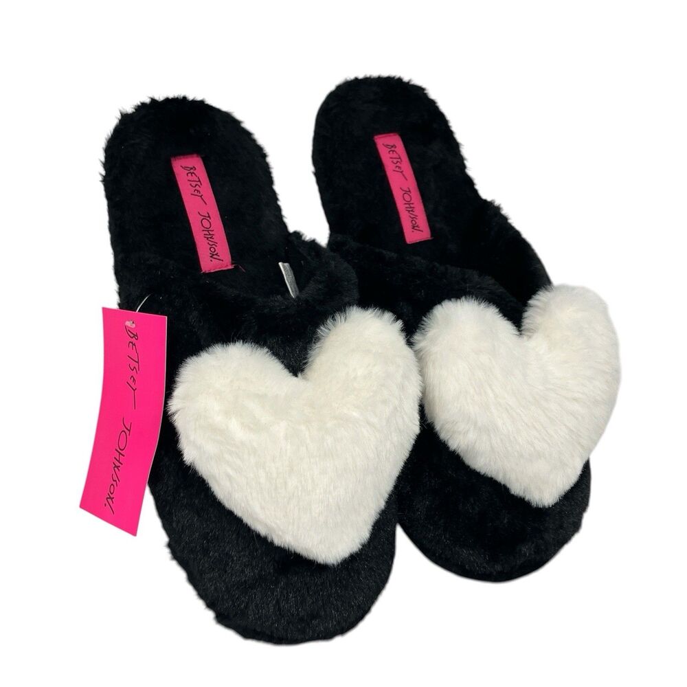 Betsey Johnson Slippers Womens XL 11-12 Black Faux Fur Heart White Plush Comfy